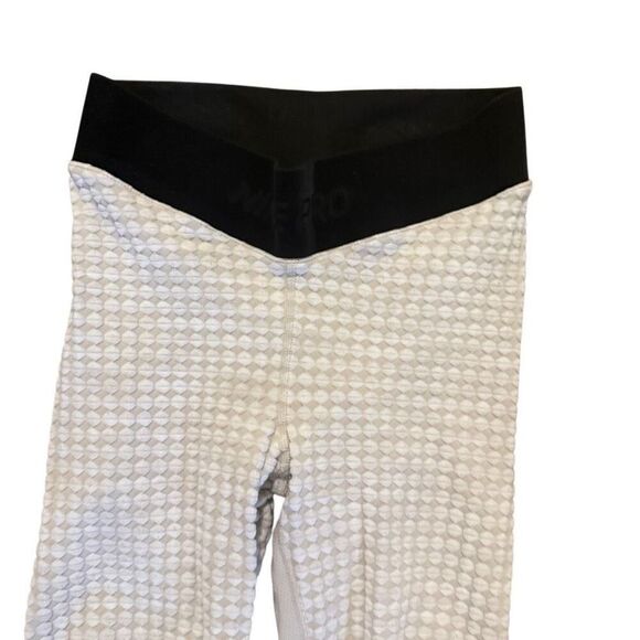 Nike pro hyper warm light beige leggings size medium - Picture 4 of 5